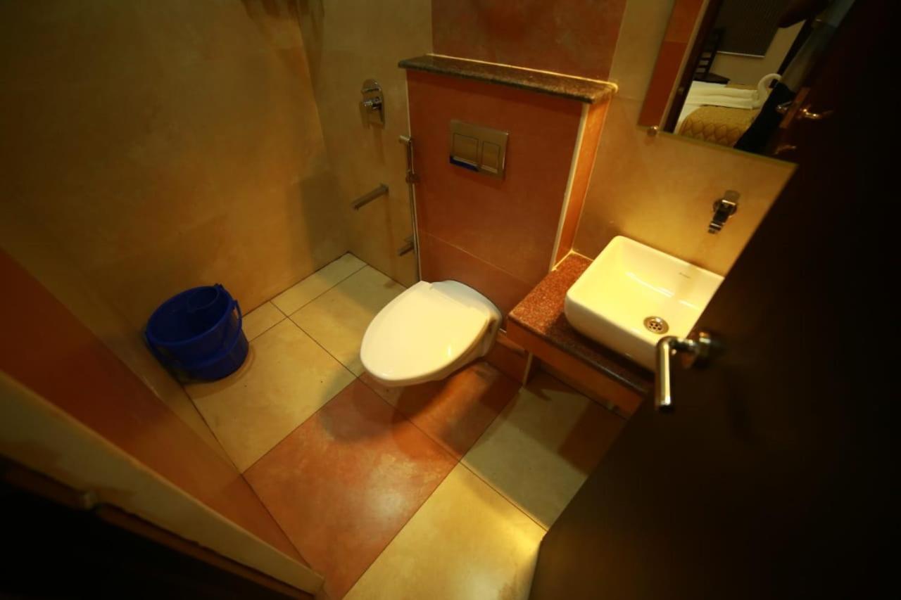 Sapphire Inn Ποντισερί Εξωτερικό φωτογραφία