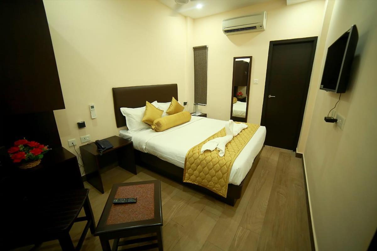 Sapphire Inn Ποντισερί Εξωτερικό φωτογραφία