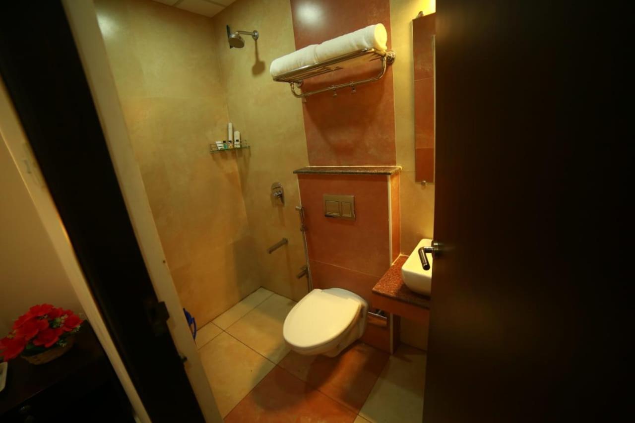 Sapphire Inn Ποντισερί Εξωτερικό φωτογραφία