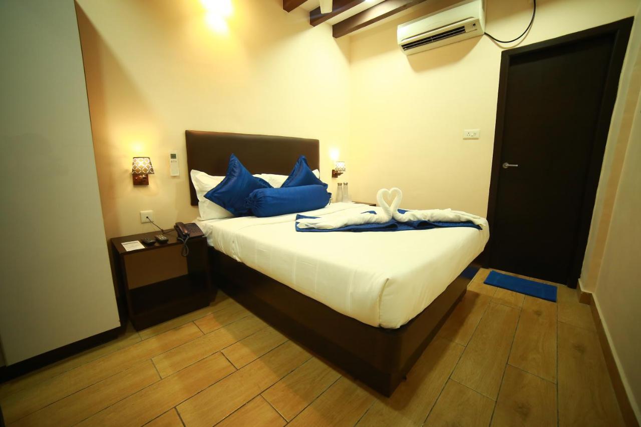 Sapphire Inn Ποντισερί Εξωτερικό φωτογραφία