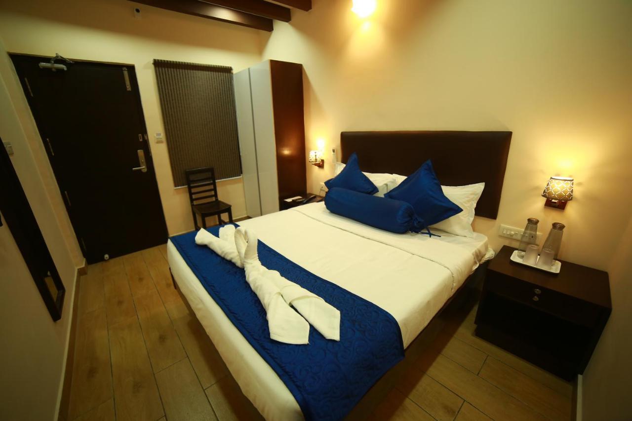 Sapphire Inn Ποντισερί Εξωτερικό φωτογραφία