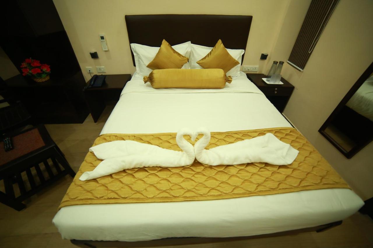 Sapphire Inn Ποντισερί Εξωτερικό φωτογραφία