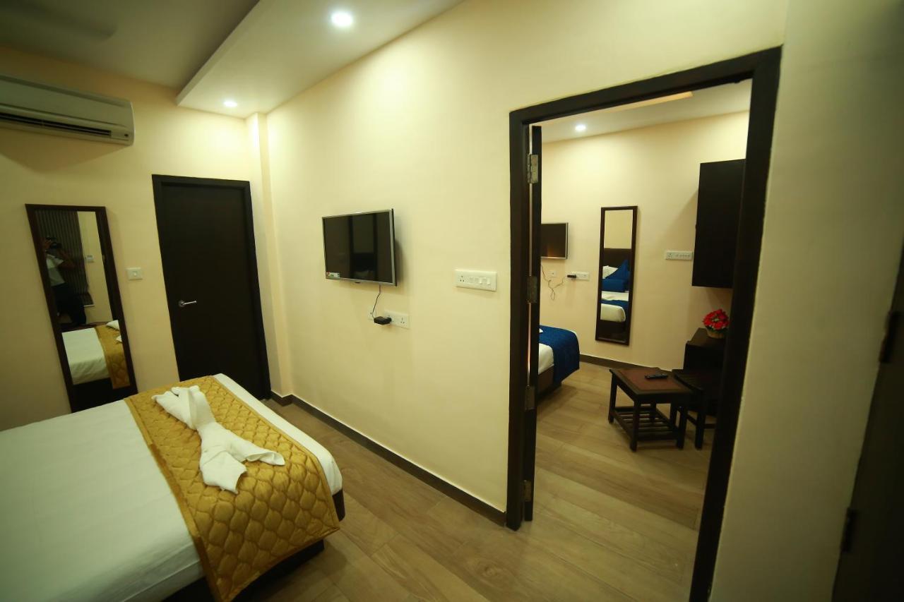 Sapphire Inn Ποντισερί Εξωτερικό φωτογραφία